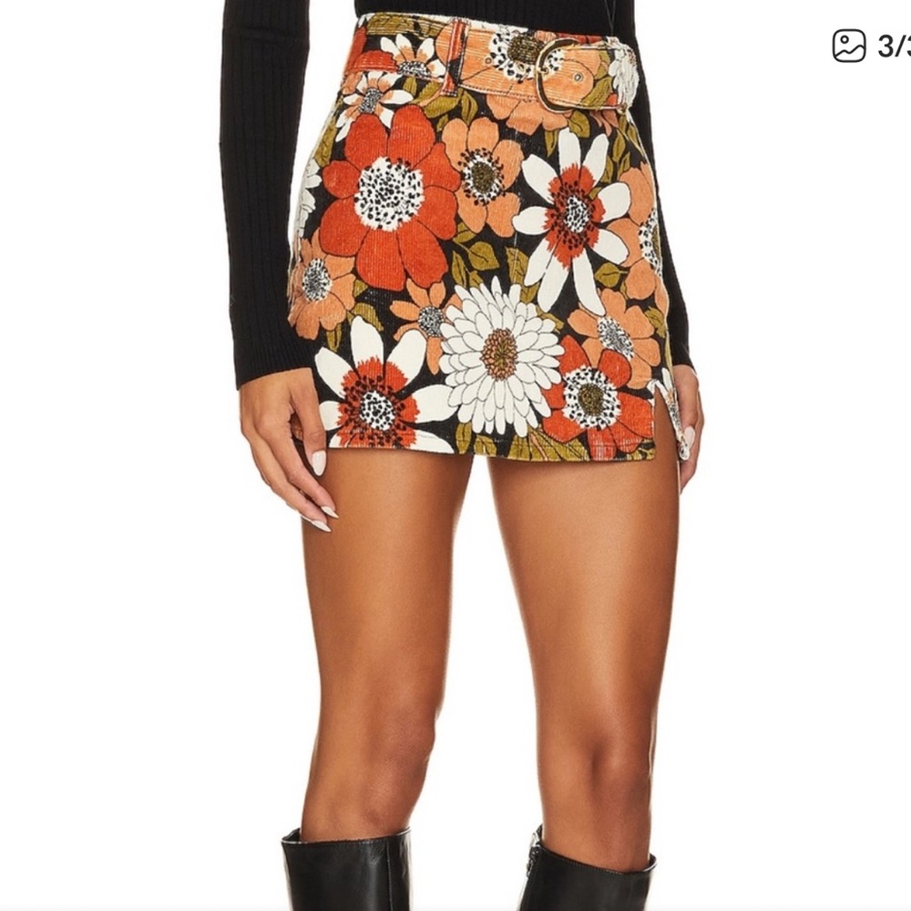 SHOW ME YOUR MUMU Flower Power Mini Skirt with Belt - Size L